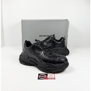 Size 46EU/13US - Balenciaga Triple S Black NEW!